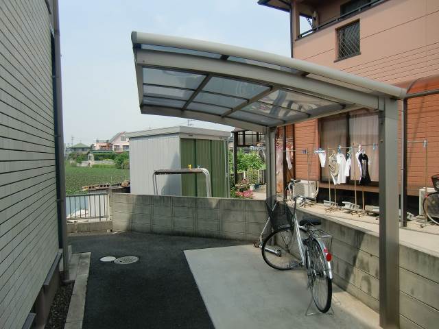 Other common areas. With bicycle parking roof ☆