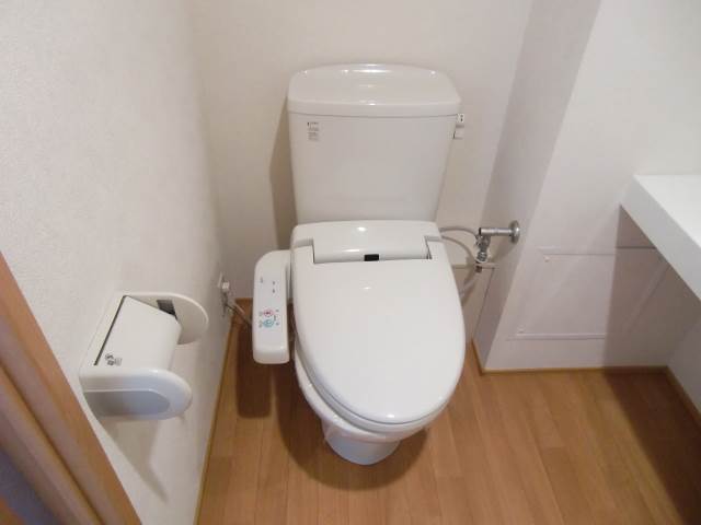 Toilet. With Washlet ☆