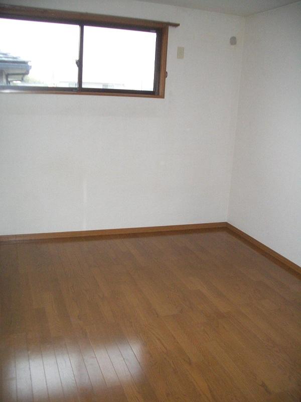 Non-living room. Study room, It can be used in various ways, such as the bedroom Interoceanic