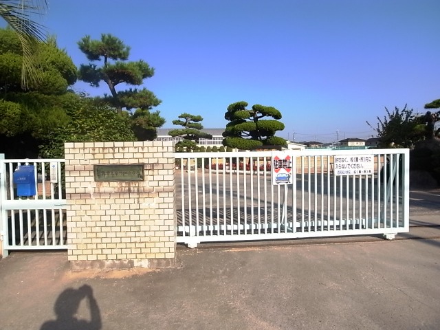 Primary school. 1750m to Kurashiki Municipal Nishiachi elementary school (elementary school)