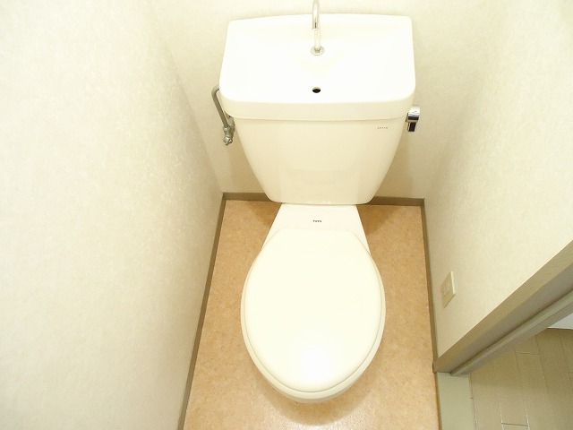 Toilet.  ※ The image is what was previously taken. In reference.