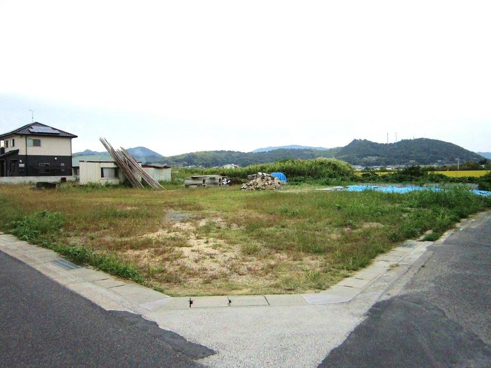Other local. Location to feel a pleasant breeze