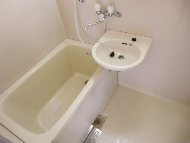 Bath. Basin bathroom ☆