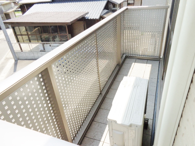 Balcony. Balconies!