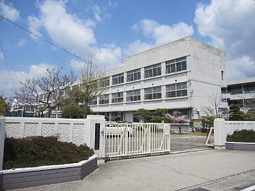 Primary school. 1310m to Kurashiki Municipal Tamashima elementary school (elementary school)