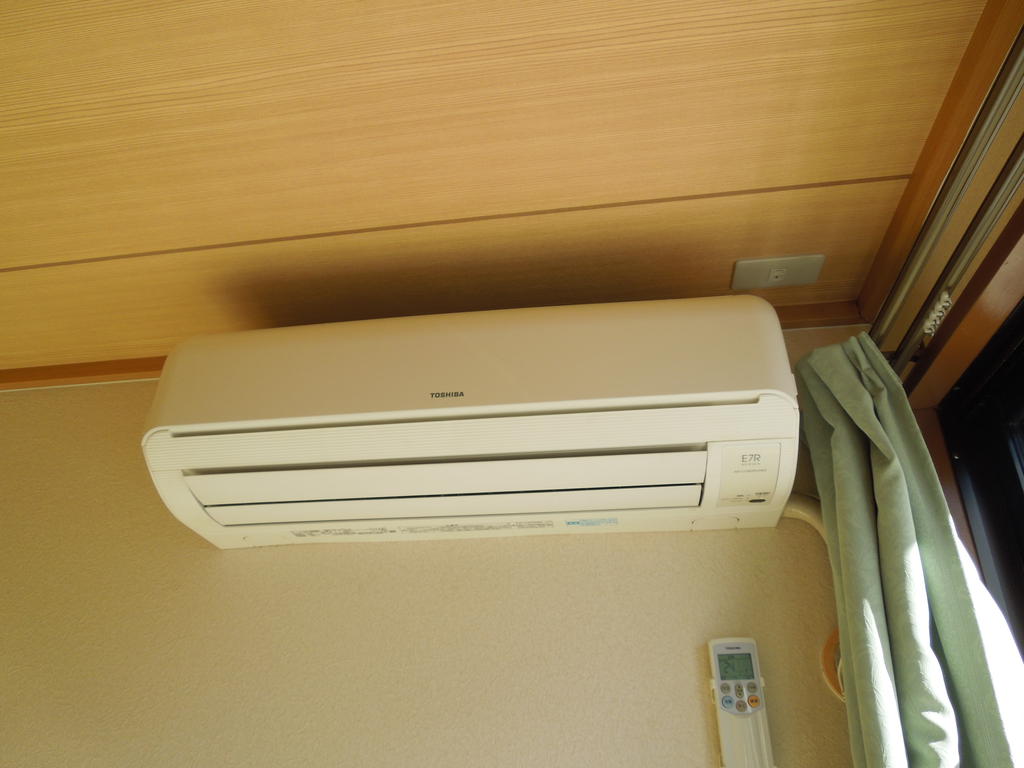 Other Equipment. Air conditioning is installed in the south Japanese-style room