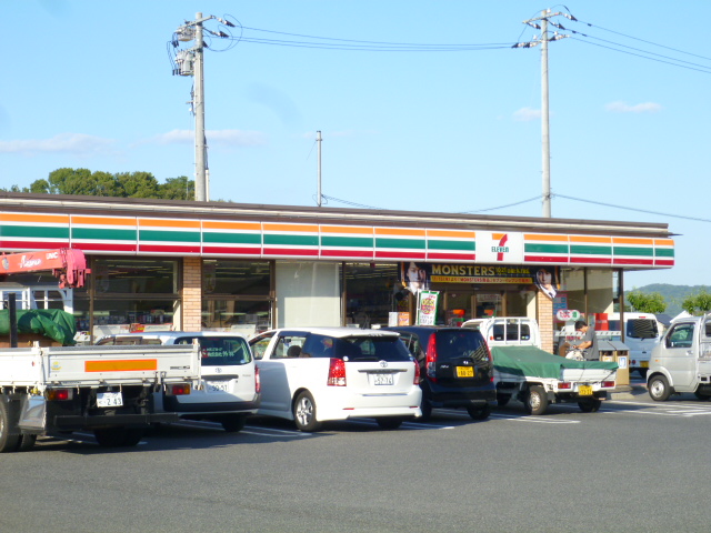 Convenience store. Seven-Eleven Kurashiki Futako store up (convenience store) 341m