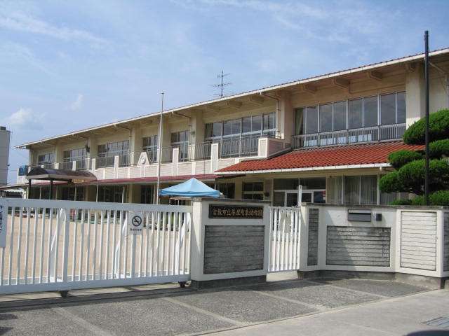 kindergarten ・ Nursery. Kurashiki Municipal Chayamachi east kindergarten (kindergarten ・ 977m to the nursery)