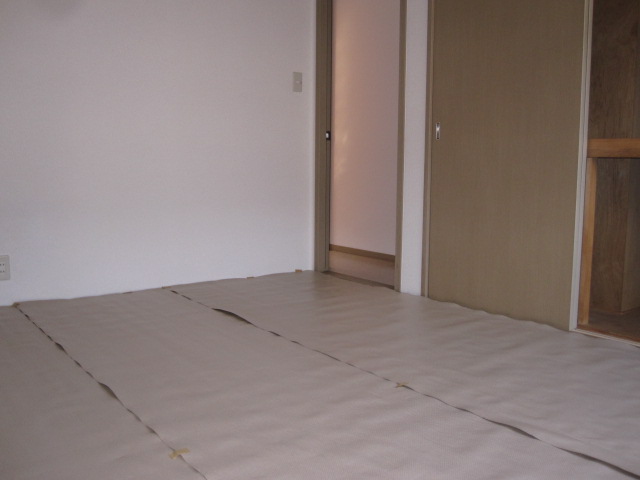 Other room space. Japanese-style room is 6 quires!