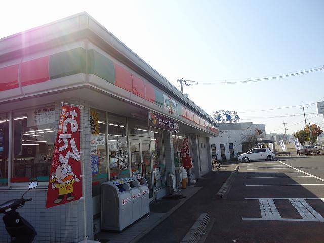 Convenience store. Thanks Kurashiki Nakase store up (convenience store) 669m