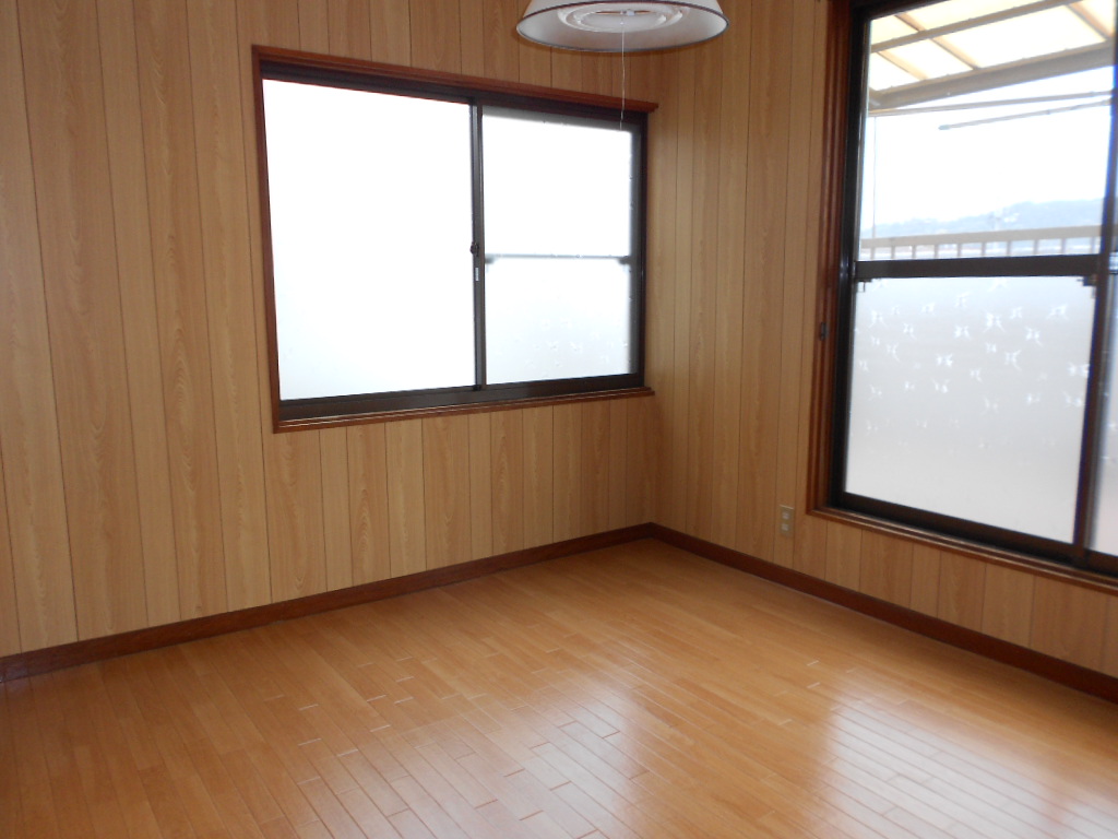 Living and room. Is a Japanese-style room!