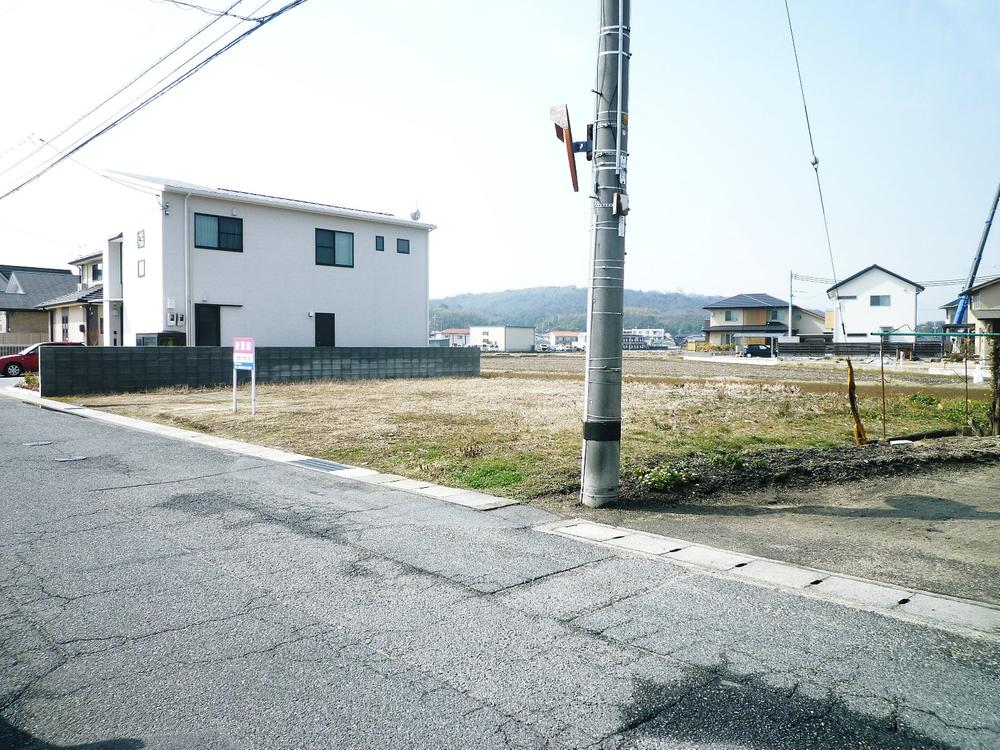 Other local. Local Photos. Left of the house is a building construction company building a house.