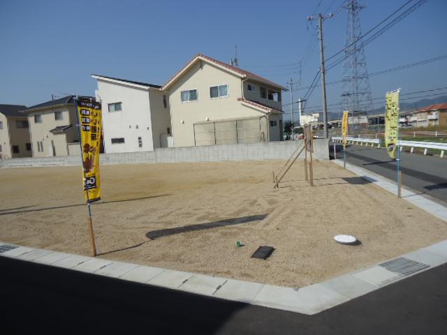 Local land photo. Local (10 May 2013) is taken neat compartment.