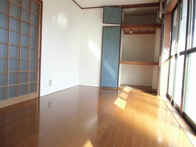 Other room space. Sunny room ☆