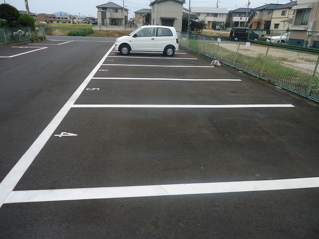 Parking lot