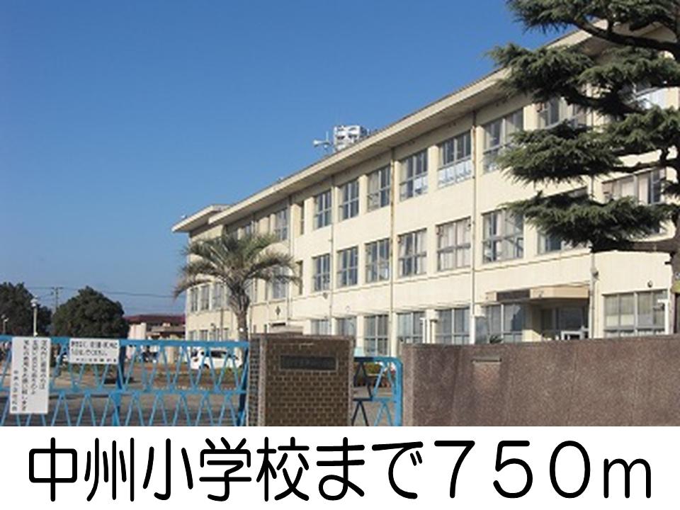 Primary school. Zhongzhou to elementary school (elementary school) 750m