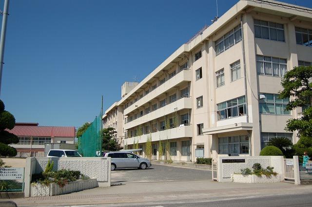 Junior high school. 1755m to Okayama Saidaiji junior high school