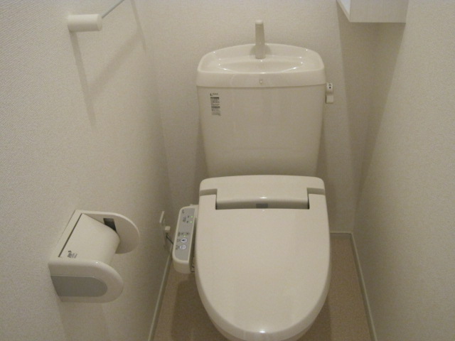 Toilet. Is an image ☆ 彡