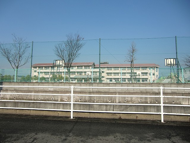 Primary school. Okayama Nishi Elementary School 2525m until the (elementary school)