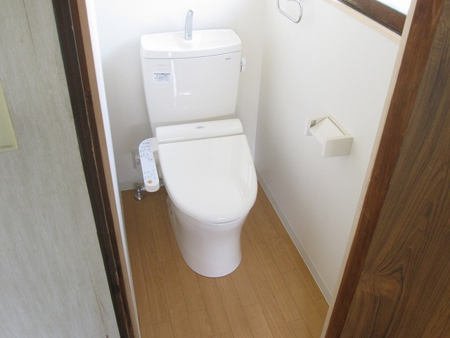 Toilet