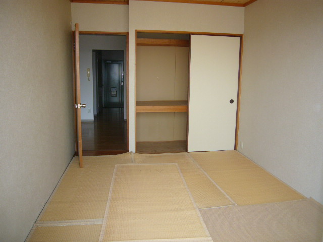 Other room space