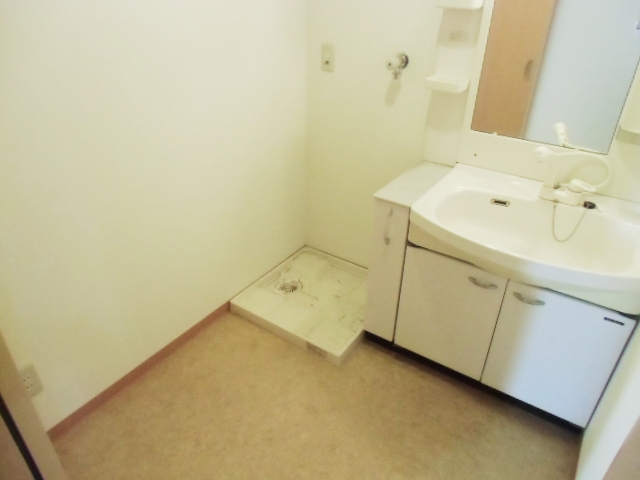 Other Equipment. Other, Room photo ☆ Of course, it is with in-room laundry Area