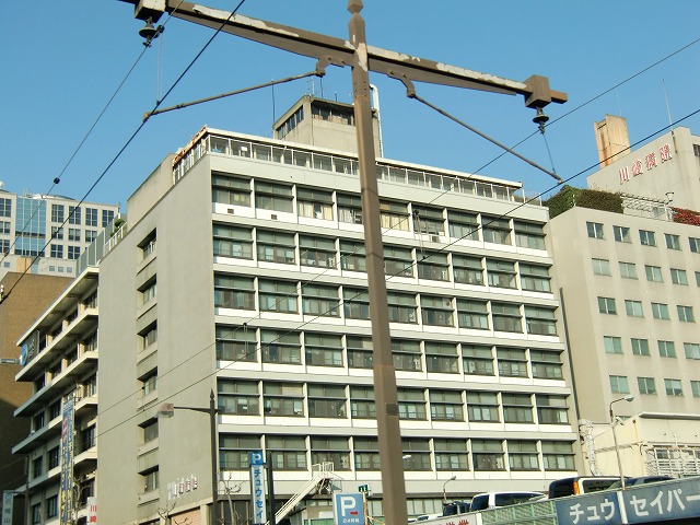 Hospital. Kawasakiikadaigakufuzokukawasakibyoin until the (hospital) 295m