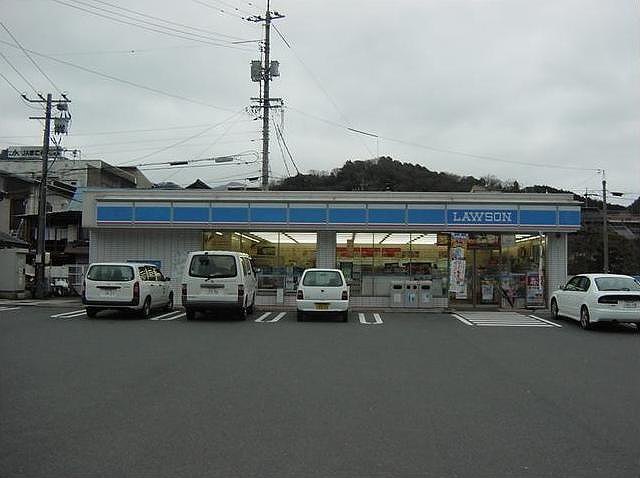 Convenience store. Lawson Okayama now 3-chome up (convenience store) 370m