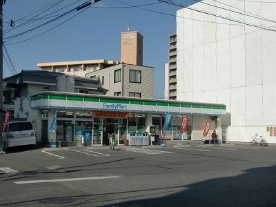Convenience store. FamilyMart Okayama Daikyo-chome store up (convenience store) 293m