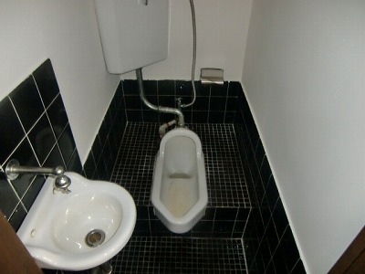 Toilet. Japanese-style toilet! There is also a feeling of cleanliness, Is beautiful