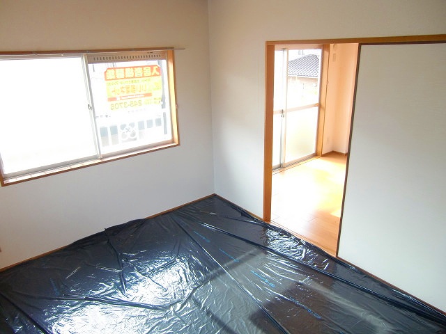 Living and room.  ※ It is another type of floor plan of the property
