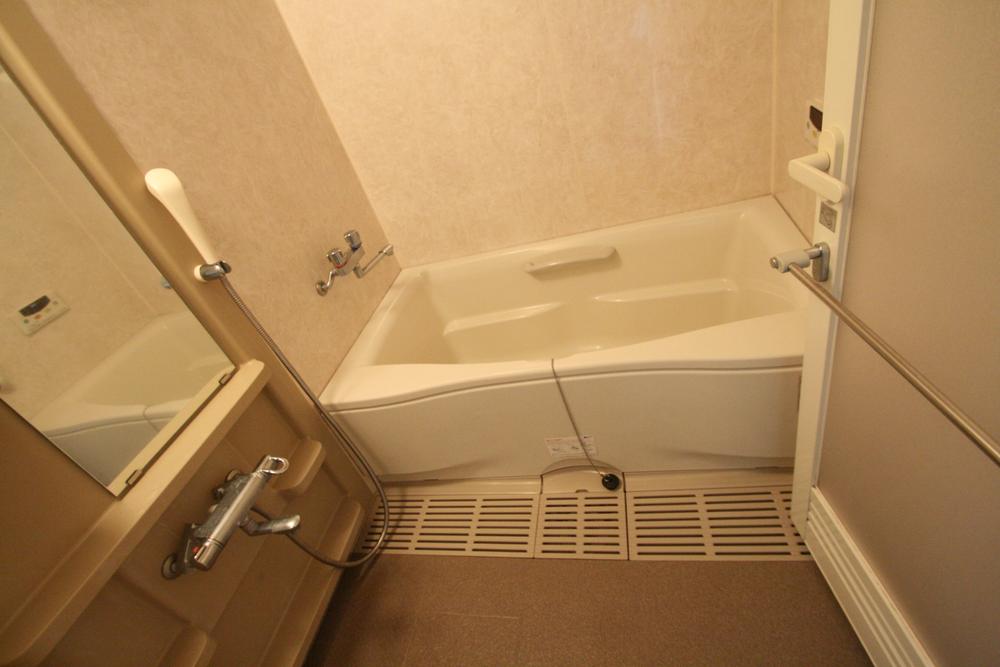Bathroom. With bathroom dryer bath