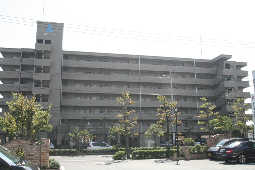 Local appearance photo. Local (10 May 2013) Shooting