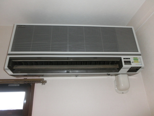 Other Equipment. Air conditioning (installed in a Western-style room)