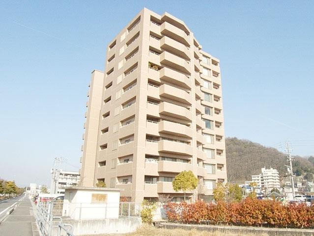 Local appearance photo. local