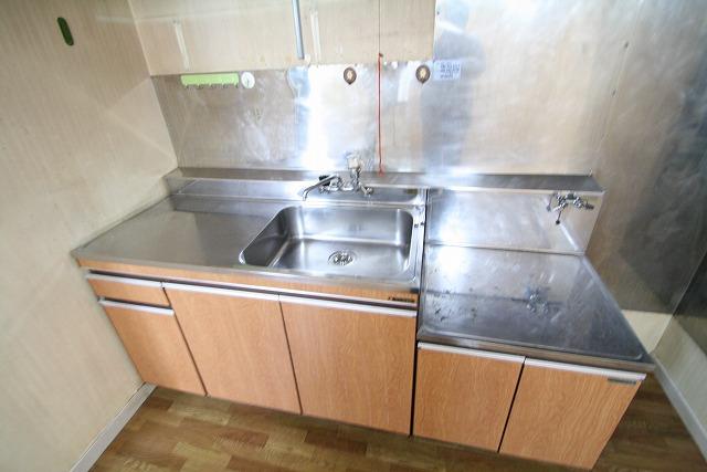 Kitchen. Indoor (February 2013) Shooting