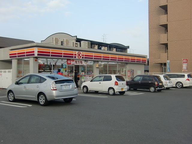 Convenience store. Circle K Okayama Hanajiri store up (convenience store) 147m