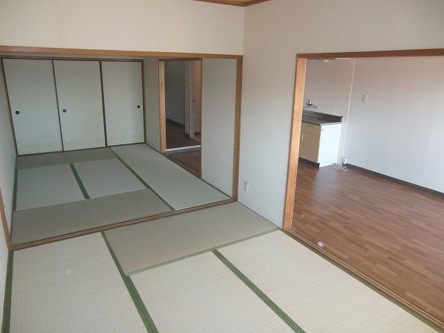 Other room space