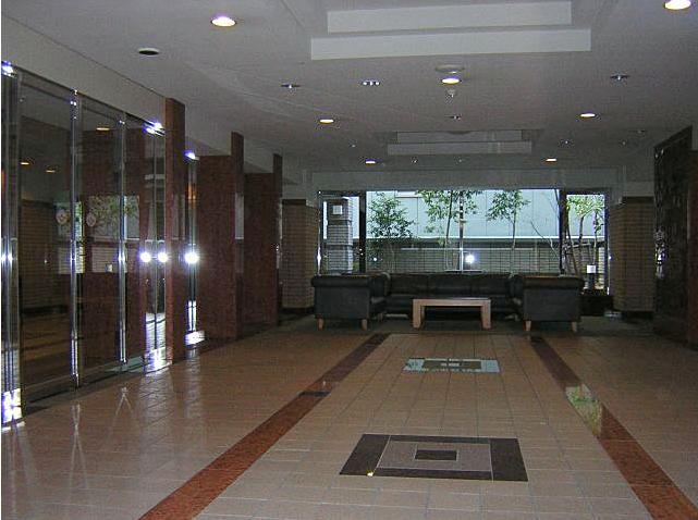 Entrance. Local (August 2013) Shooting