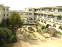 Primary school. Okayama Nishi Elementary School 1090m until the (elementary school)