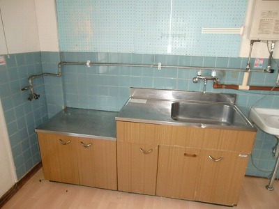 Kitchen. Two-burner stove can be installed! ! It is spread in the kitchen