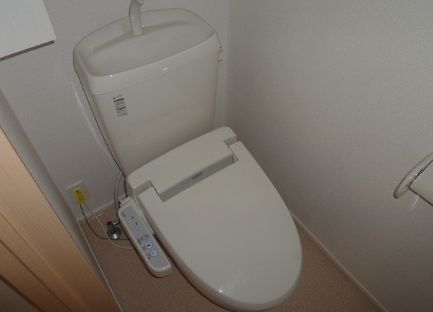 Toilet. With Washlet ☆