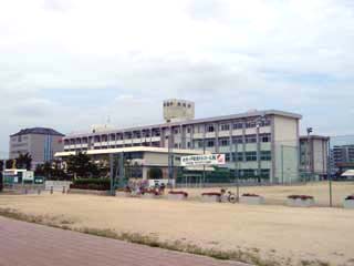 Primary school. 913m to Okayama Omoto elementary school (elementary school)