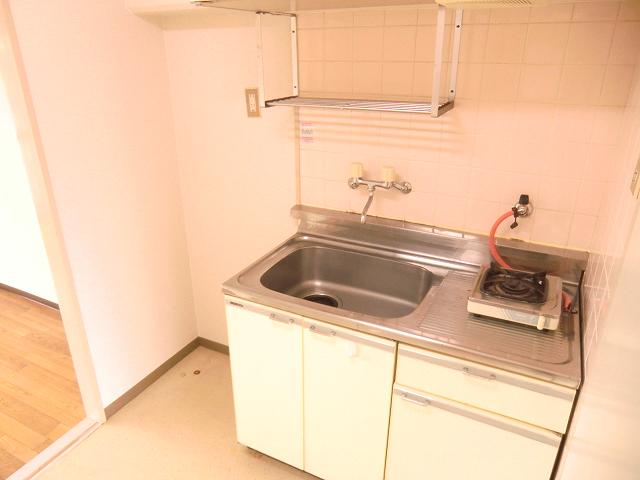 Kitchen. With gas stove