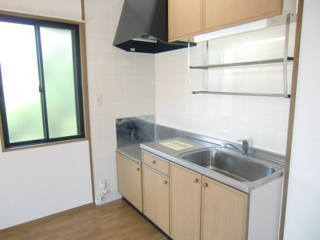 Kitchen.  ※ It is another type of floor plan of the property