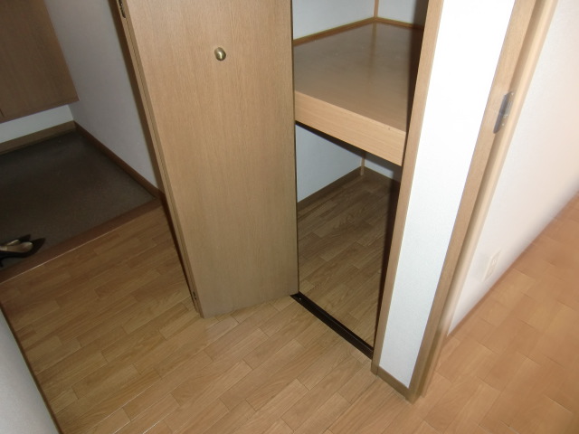 Other room space.  ※ It is another type of floor plan of the property