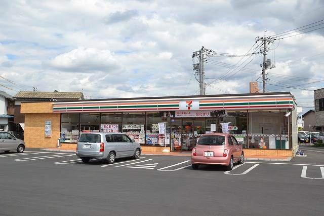 Convenience store. Seven-Eleven Okayamaima up (convenience store) 440m