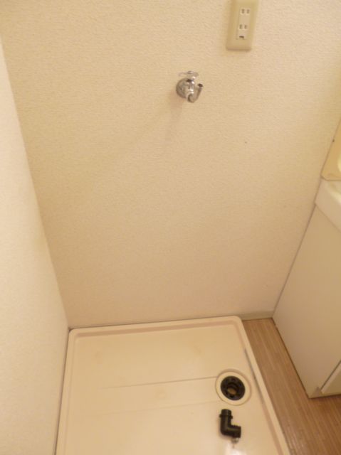 Other room space. Is the easy installation of there is a laundry bread washing machine.