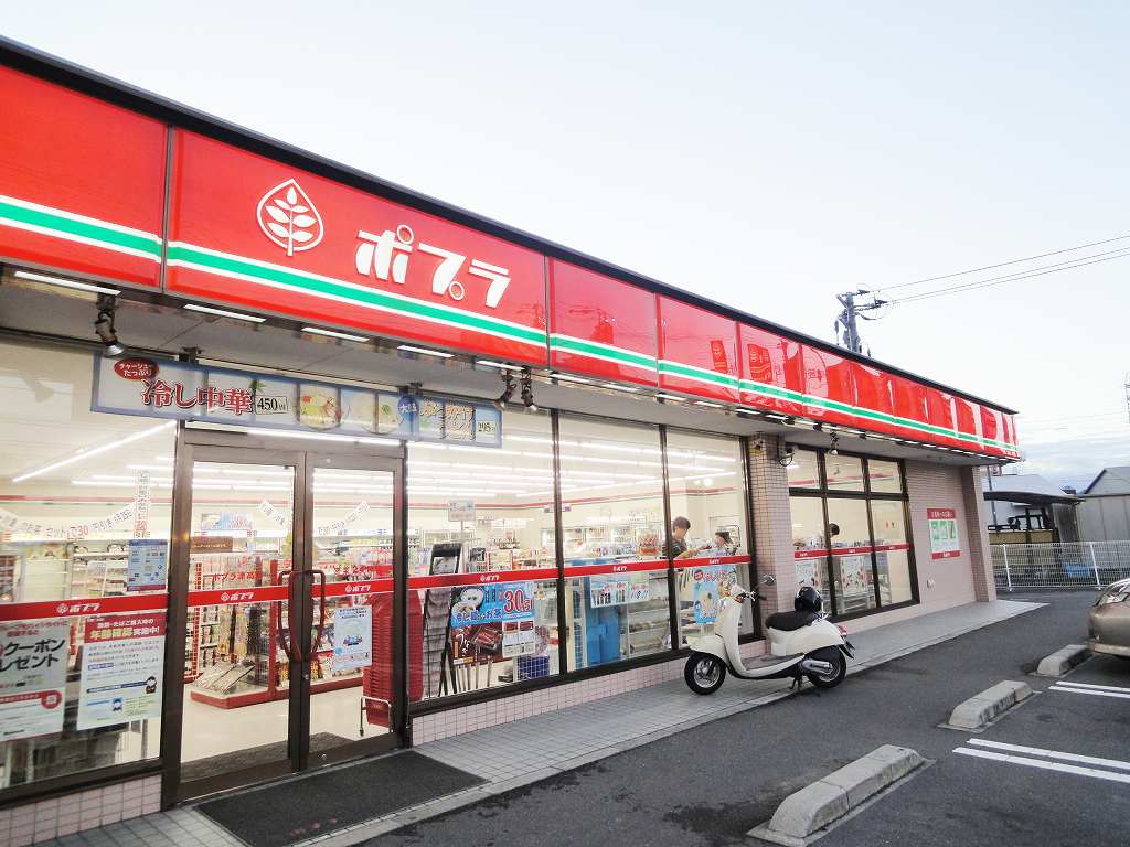 Convenience store. Poplar Okayama Tsudaka store up (convenience store) 394m