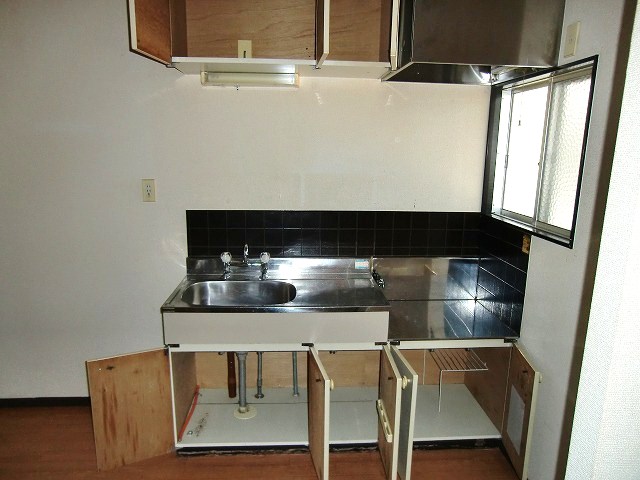 Kitchen.  ※ Change to Western-style